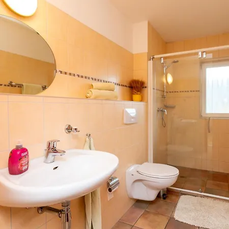 Kleine Auszeit Am Fleesensee Appartement